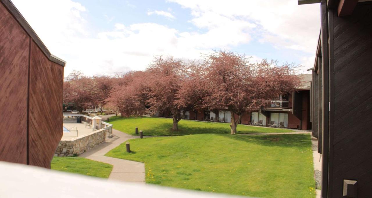 Best Western Sunridge Inn & Conference Center Baker City Exterior photo