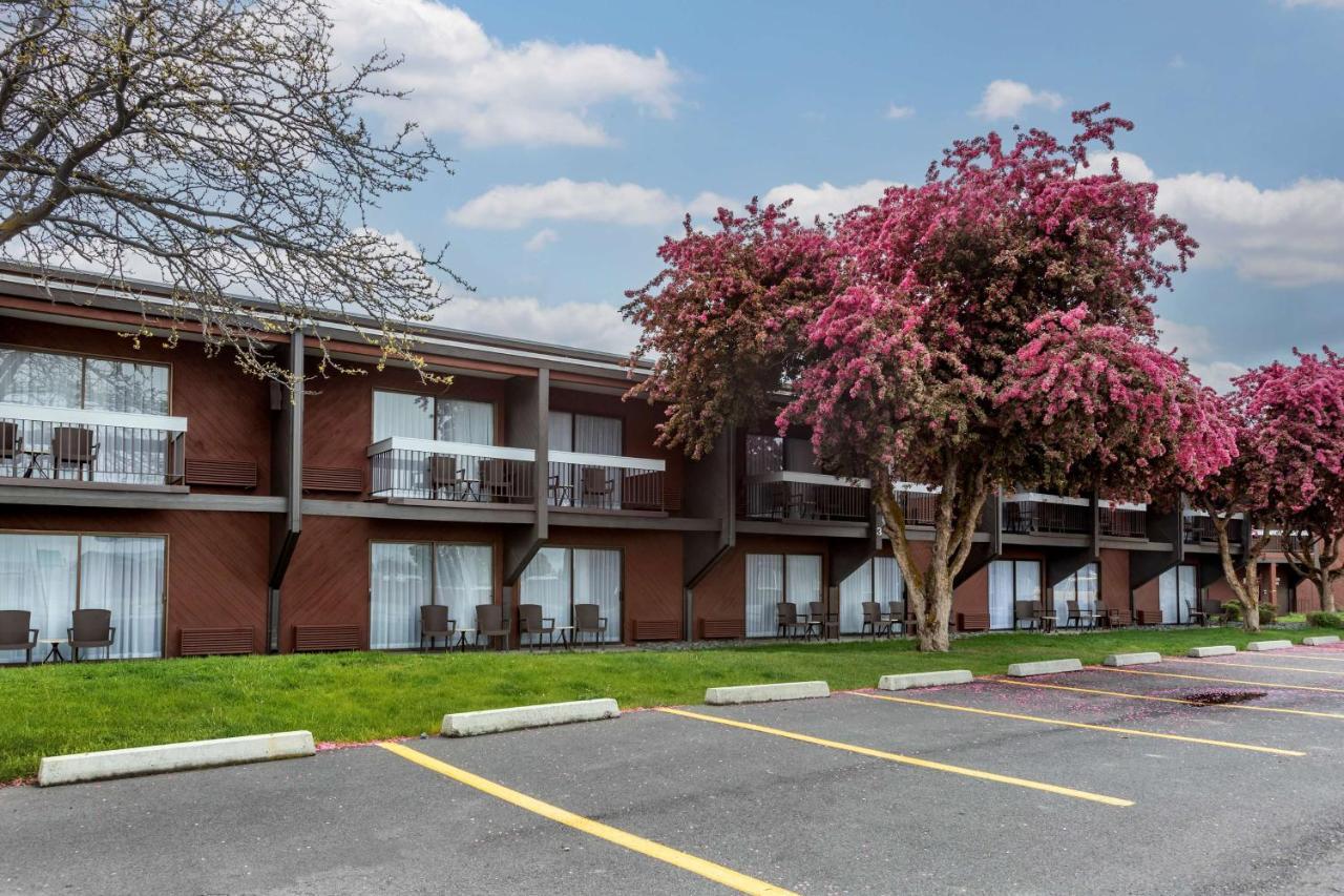 Best Western Sunridge Inn & Conference Center Baker City Exterior photo