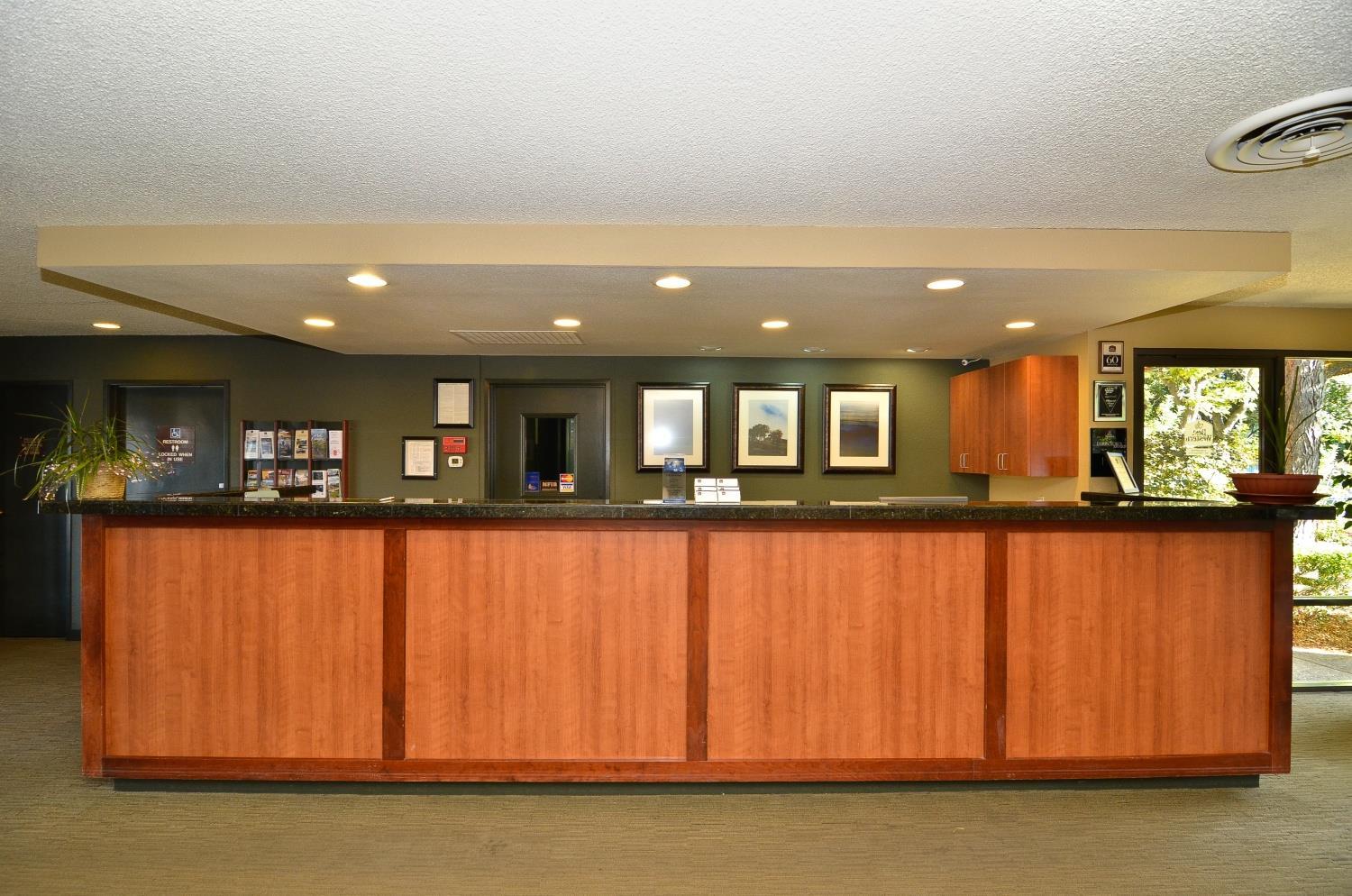 Best Western Sunridge Inn & Conference Center Baker City Interior photo